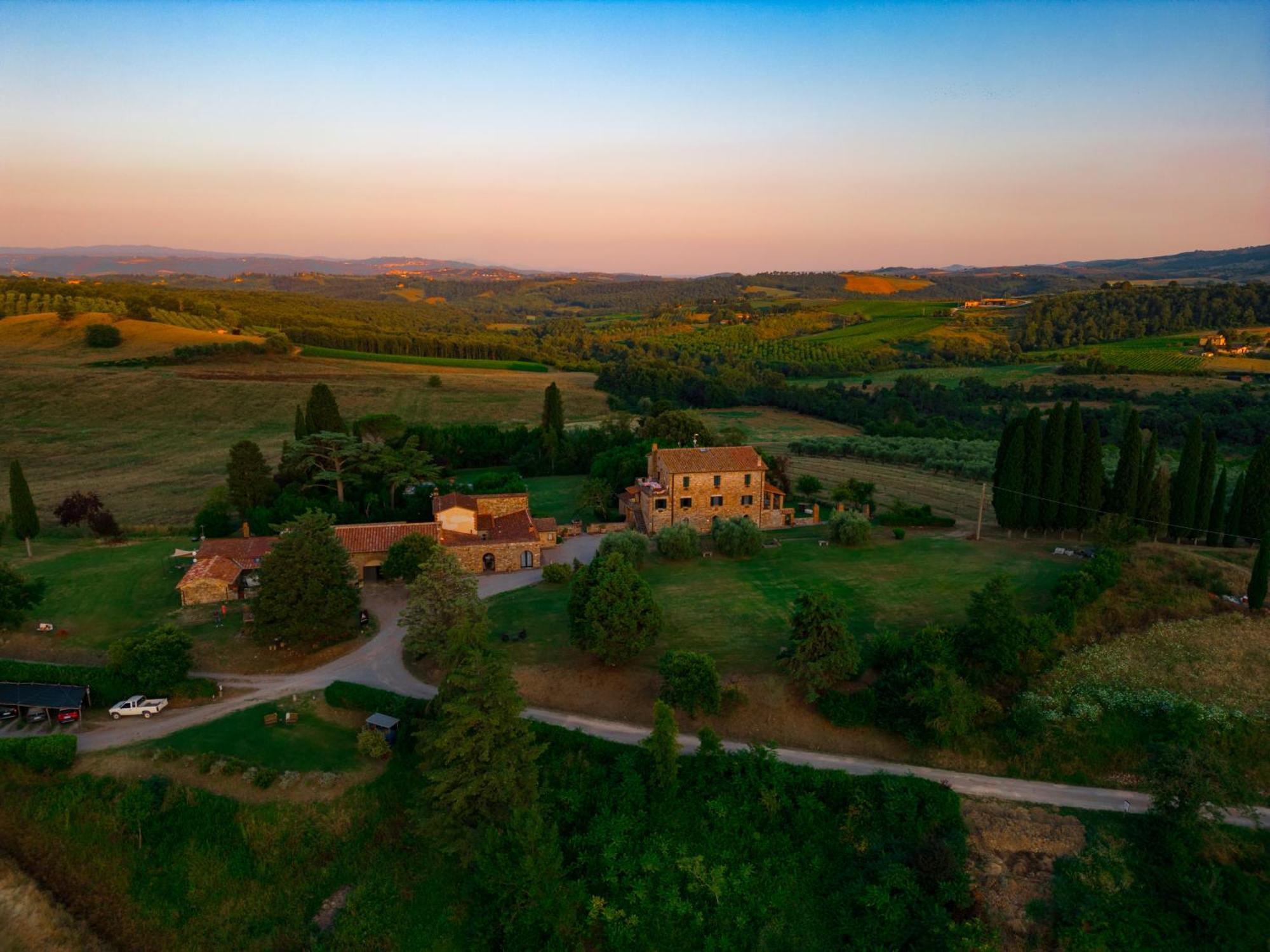 Agriturismo Spazzavento Palazzone Екстериор снимка