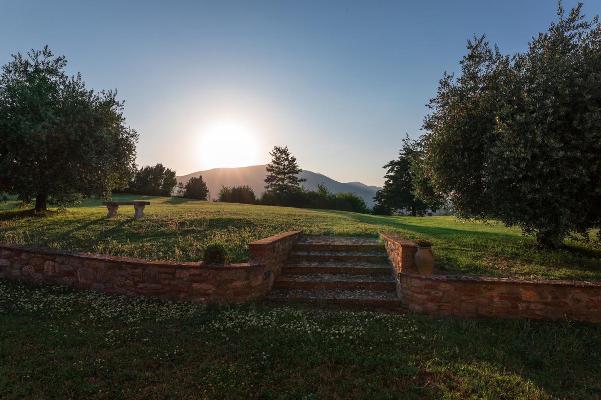 Agriturismo Spazzavento Palazzone Екстериор снимка